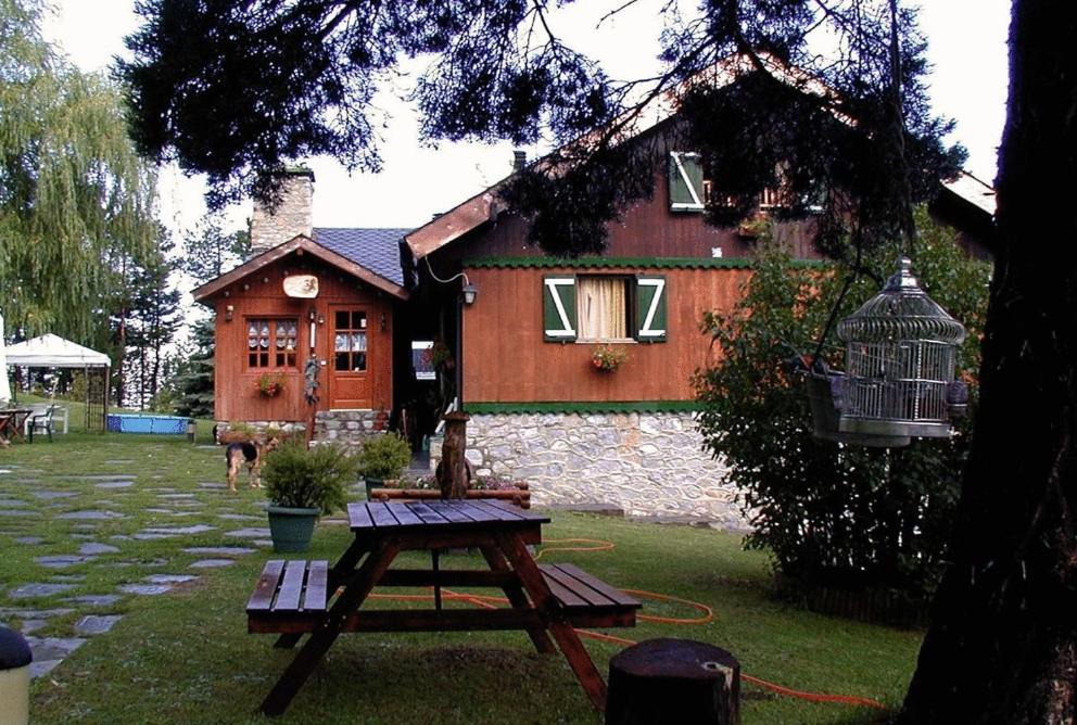 Niu Dels Falcons Bed & Breakfast La Molina  Bagian luar foto
