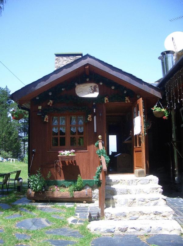 Niu Dels Falcons Bed & Breakfast La Molina  Bagian luar foto