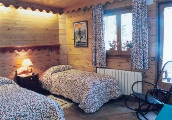 Niu Dels Falcons Bed & Breakfast La Molina  Ruang foto